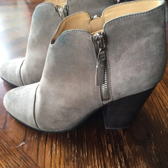 Rag & Bone "Margot" suede booties! - Picture 2 of 7